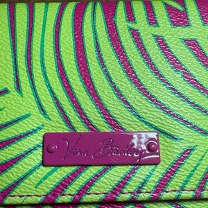 NWT Vera Bradley Pattern Play Trifold Wallet in Palm Fronds